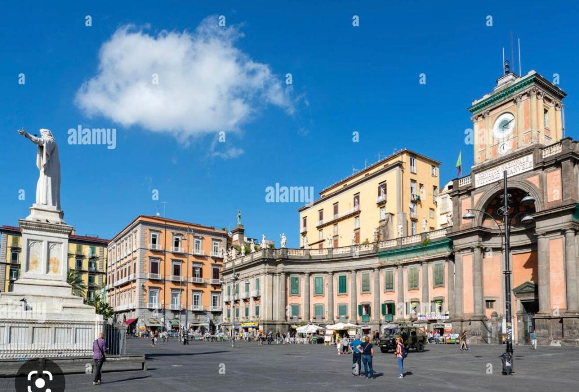 La Suite Di Dante Napoli Nápoles Exterior foto